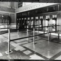 IL-Chicago-Riviera Lobby